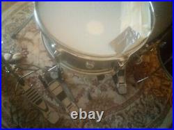 5 pc drum set with cymbals, hardware, double bass pedal