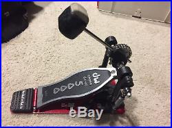 DW5000 accelerator bass drum pedal in good condition with DW Double Pedal case