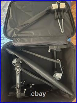 DW 2000 Series Double Bass Pedals withHumes and Berg Galaxy Case