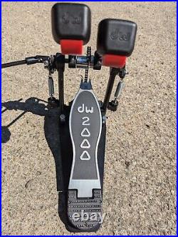 DW 2000 Series Double Drum Pedal DWCP2002 gently used