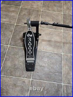 DW 3000 Double Bass Drum Pedal