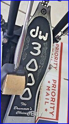 DW 3000 Double Bass Drum Pedal used