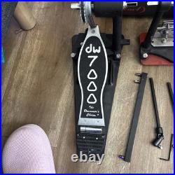 DW 5000 &7000 Double Pedal w DW beater VERY GOOD comes with the case tested
