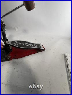 DW 5000 Accelerator Single Bass Drum Pedal FAIR CONDITION SEE VIDEO DW 5000 Accelerator Single Bass Drum Pedal FAIR CONDITION SEE VIDEO
