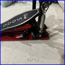 DW 5000 Series Single Bass Drum Pedal The Drummers Choice Excellent Condition DW 5000 Series Single Bass Drum Pedal The Drummers Choice Excellent Condition