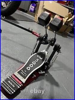 DW 5000 pedals