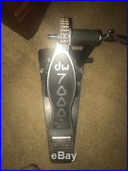 DW 7000 Double Bass Pedal Dual Chain Driven Drum Pedals DW