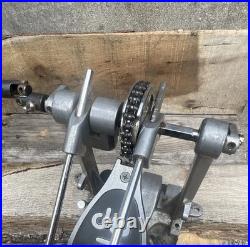 DW 7000 (MPN 7000) Double Chain Drive Double Pedal for Bass Drum