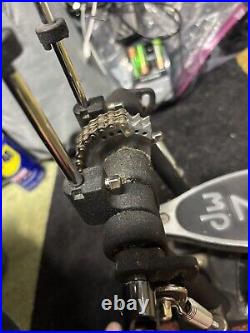 DW 7000 Series Double Pedal Bass Drum Kick / Chain Drive Different Bar