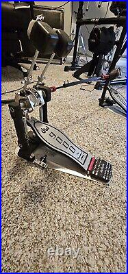 DW 9000 Left Handed Double Pedal With Case And Drum Key