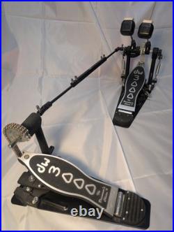 DW Drum Workshop 3000 Series Double Bass Drum Pedal DWCP3002 DW Drum Workshop 3000 Series Double Bass Drum Pedal DWCP3002