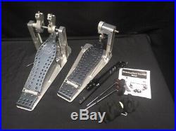 DW Drums DWCPMDD2 Machined Direct Drive Double Bass Drum Pedal with Gig Bag