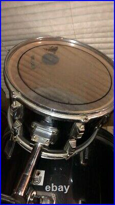 Double bass drum set