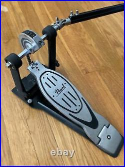 Pearl Double Bass kick drum pedal P-902 Used in great shape