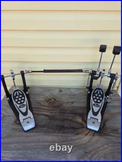 Pearl Model P-122TW Dual Bass Drum Pedal Pre-owned Very Good Condition