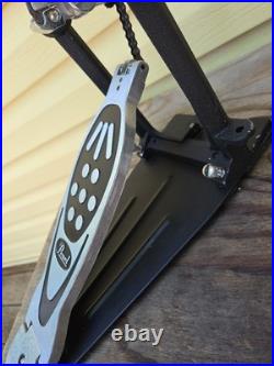 Pearl Model P-122TW Dual Bass Drum Pedal Pre-owned Very Good Condition
