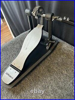 Roland RDH-102A Double Bass Drum Pedal with Noise Eater