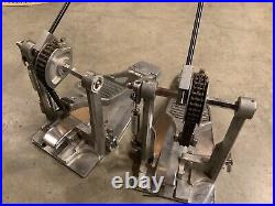 TWO (2) YAMAHA Bass Drum Pedal Set DUAL CHAIN Vintage RARE JAPAN #AE4 TWO (2) YAMAHA Bass Drum Pedal Set DUAL CHAIN Vintage RARE JAPAN #AE4