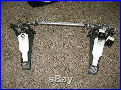 Yamaha DFP9500C Double Bass Drum Pedal with Double Chain Drive