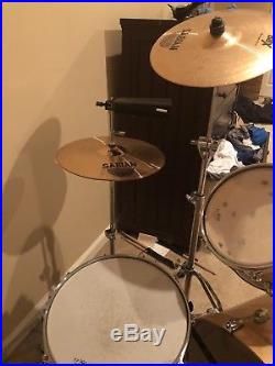 Yamaha Stage Custom Birch 5-piece Drum Set(with Cymbals and Double Bass Pedal)